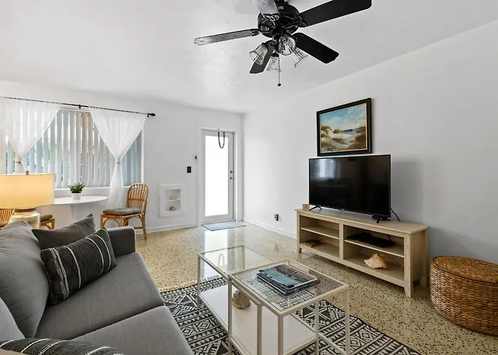 Sunshine Shores Boutique Apartments